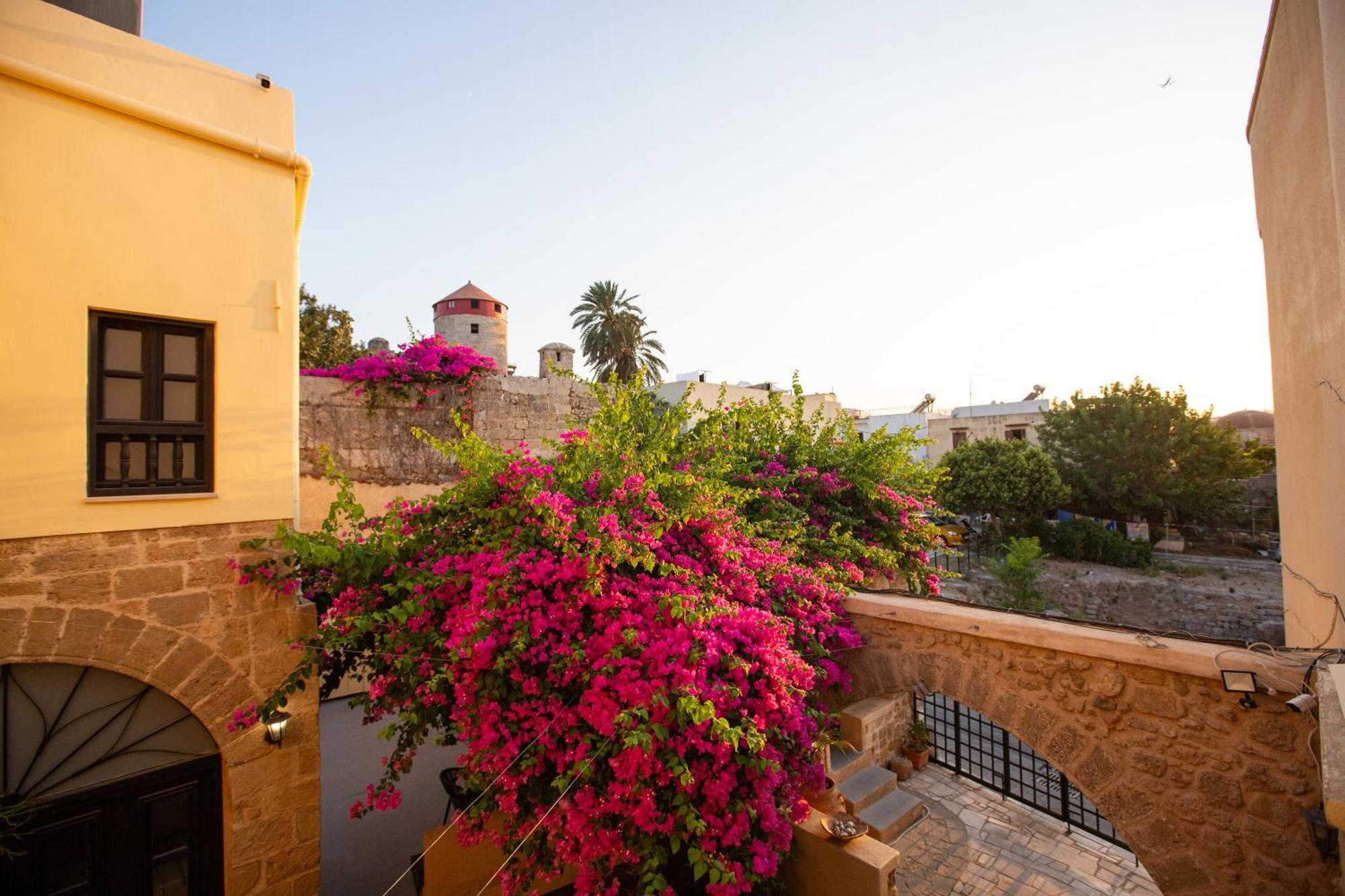 The Old Town House Apartment Rhodes City Exterior foto