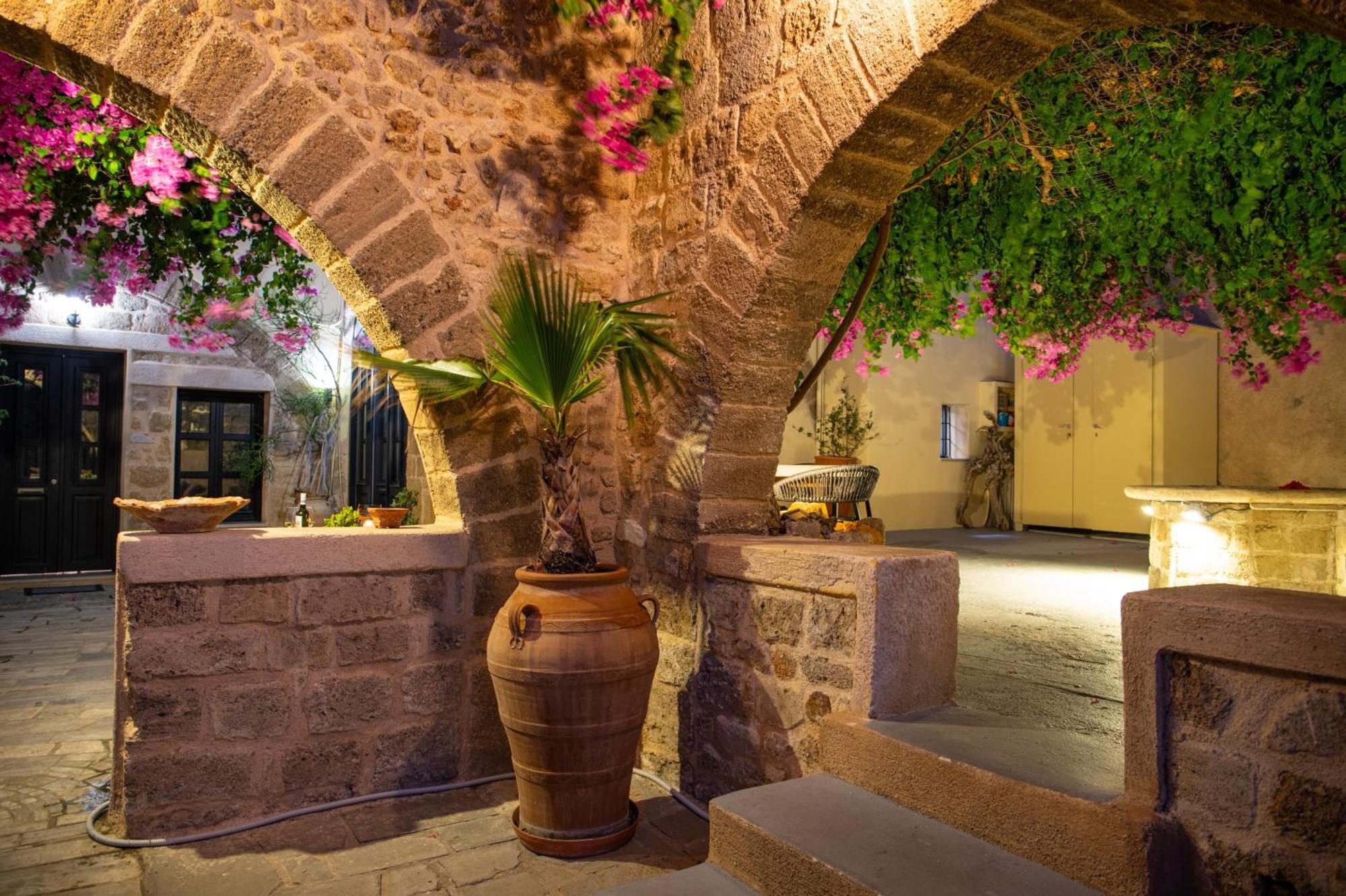 The Old Town House Apartment Rhodes City Exterior foto