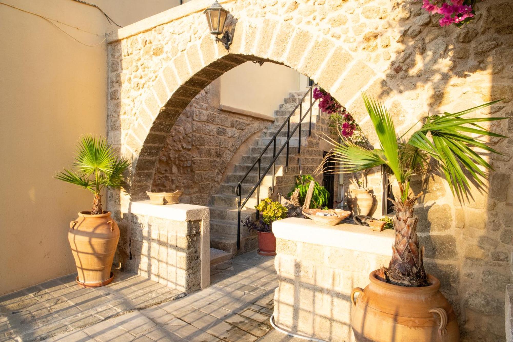 The Old Town House Apartment Rhodes City Exterior foto