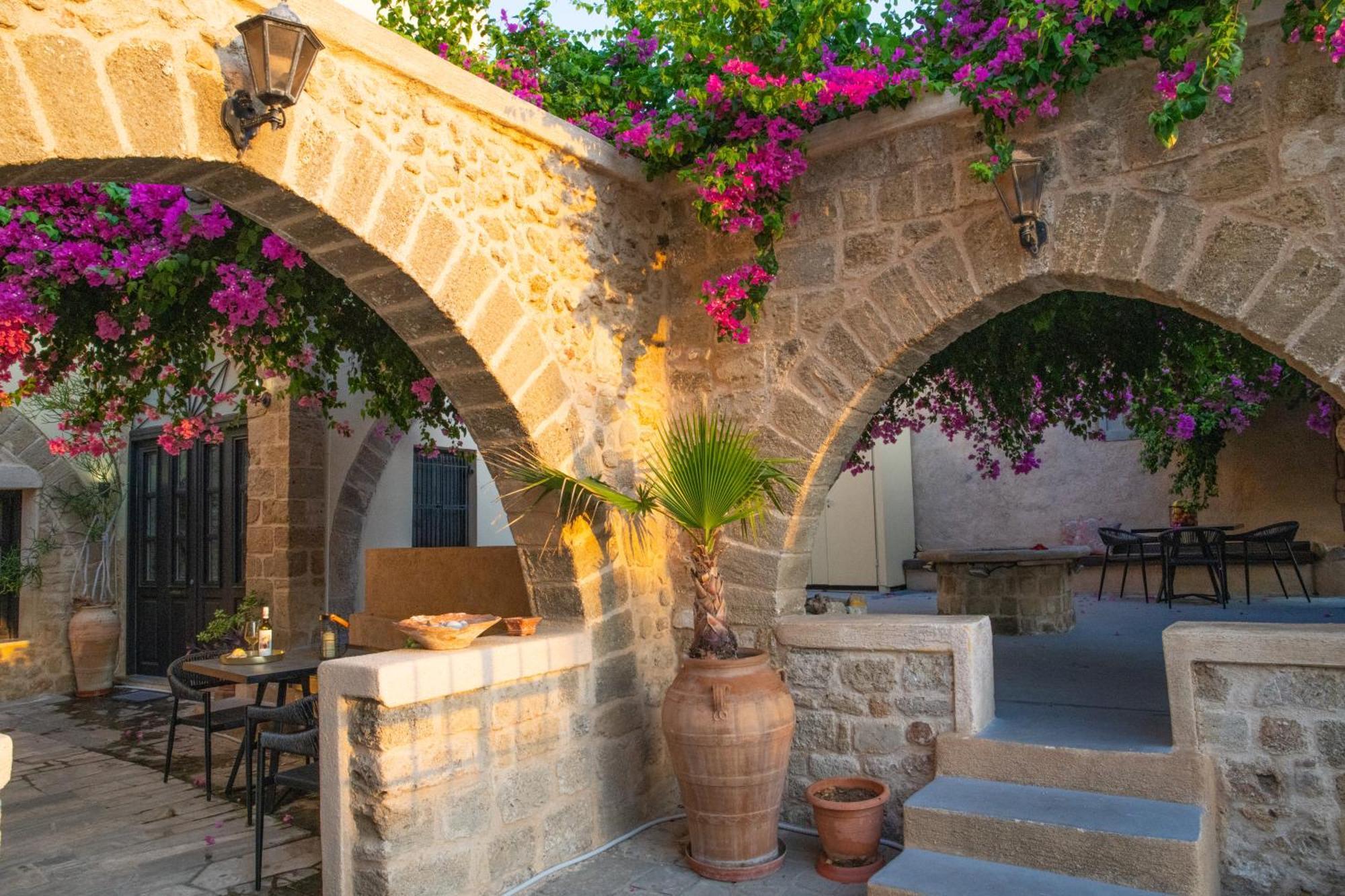 The Old Town House Apartment Rhodes City Exterior foto